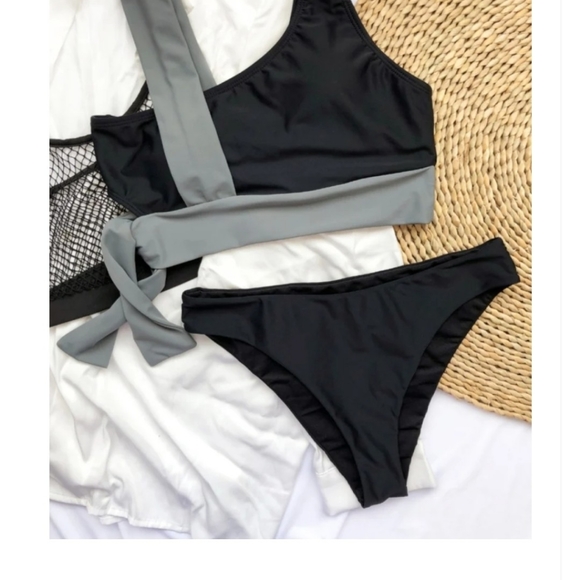 🆕️ Black & Gray Contrast Bikini - Picture 15 of 15